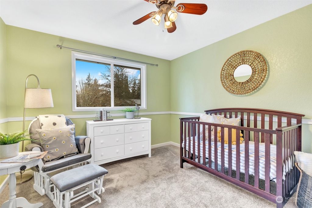 listing image 9364050148417659317