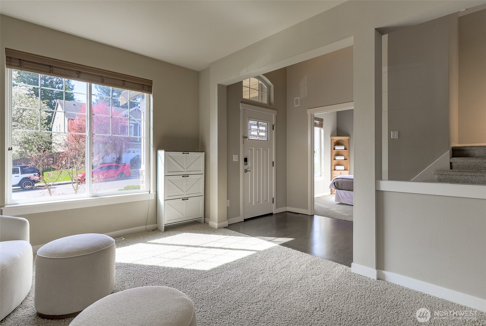 2711 NE Noll Valley Loop