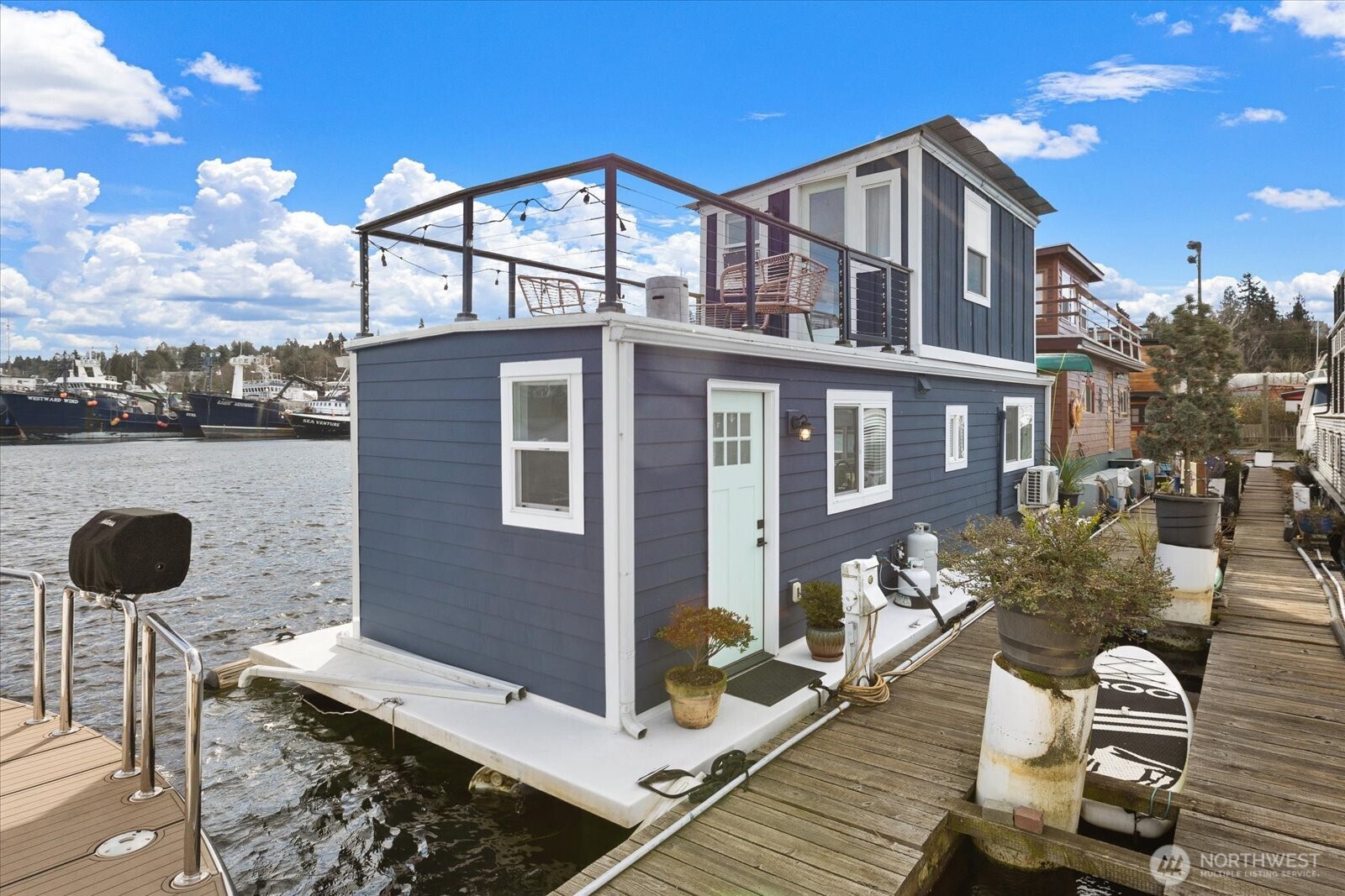 1080 Ewing Street E5