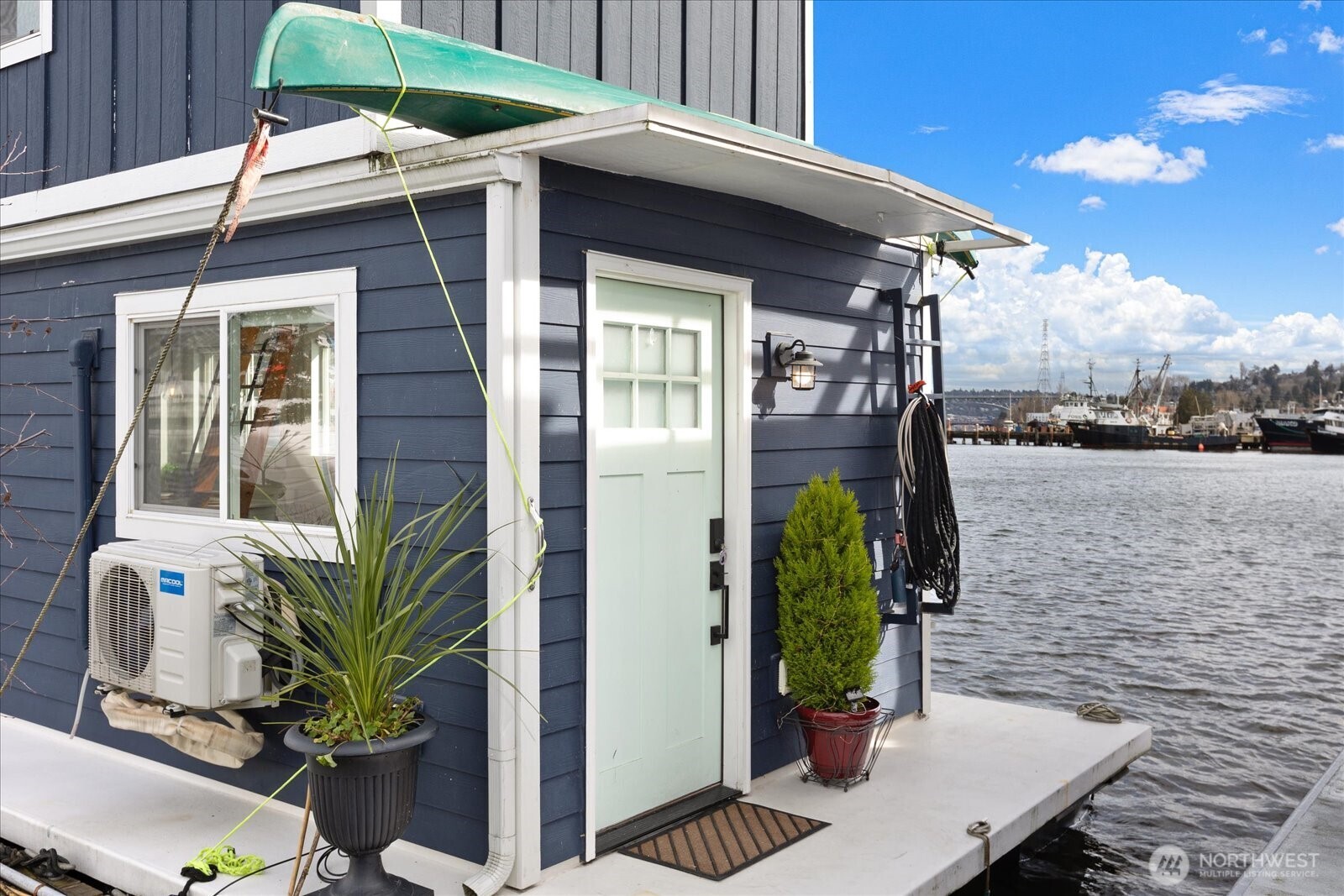 1080 Ewing Street E5