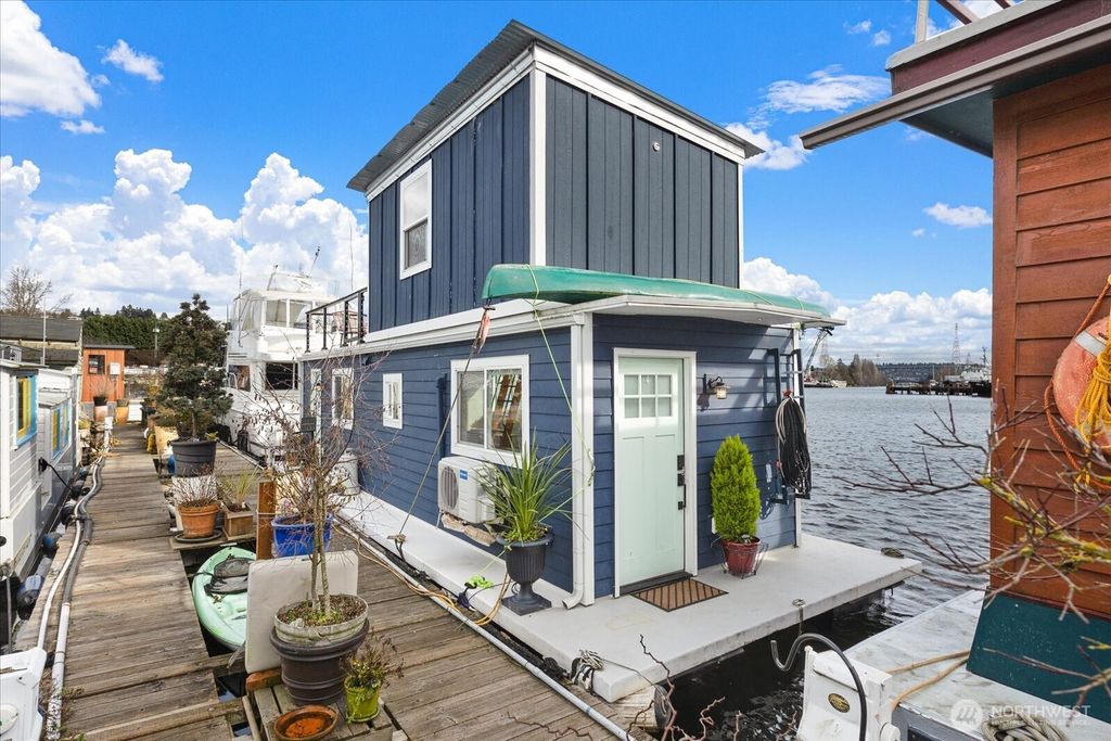 Photo of 1080 W Ewing Street #E5, Seattle, WA 98119 (MLS # 2481111)