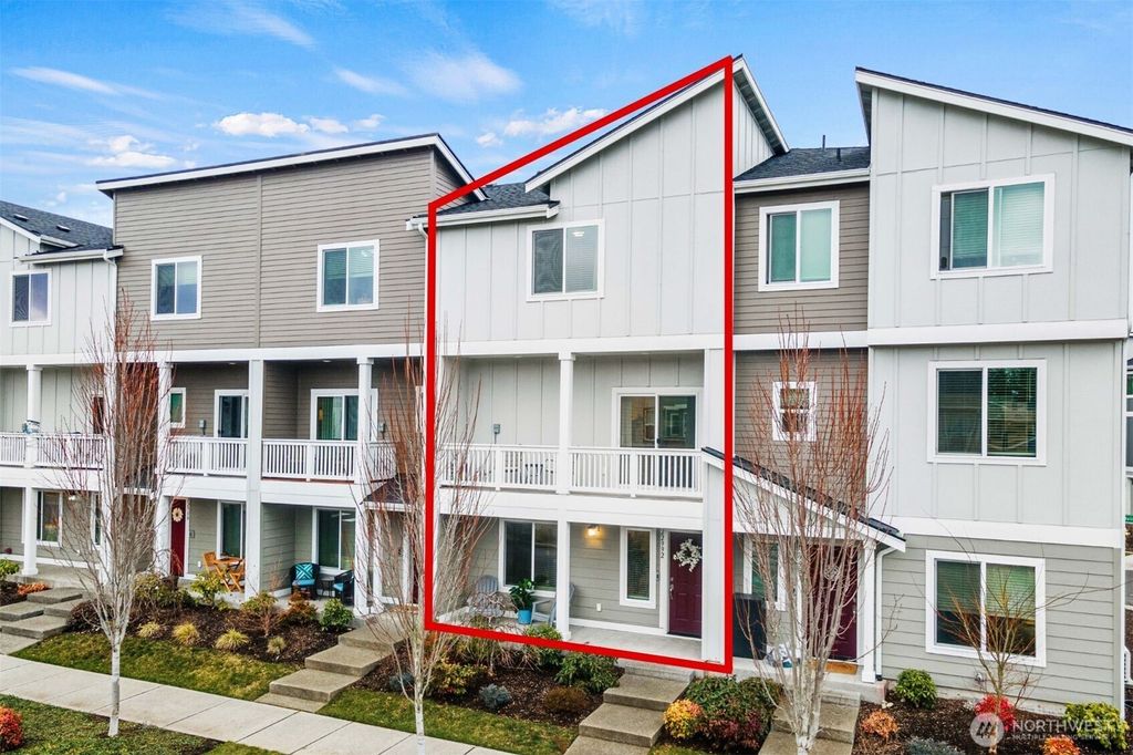 Photo of 22992 SE Cherry Street, Black Diamond, WA 98010 (MLS # 2334167)