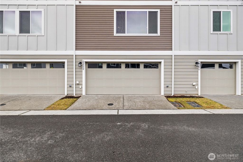 Photo of 22992 SE Cherry Street, Black Diamond, WA 98010 (MLS # 2334167)
