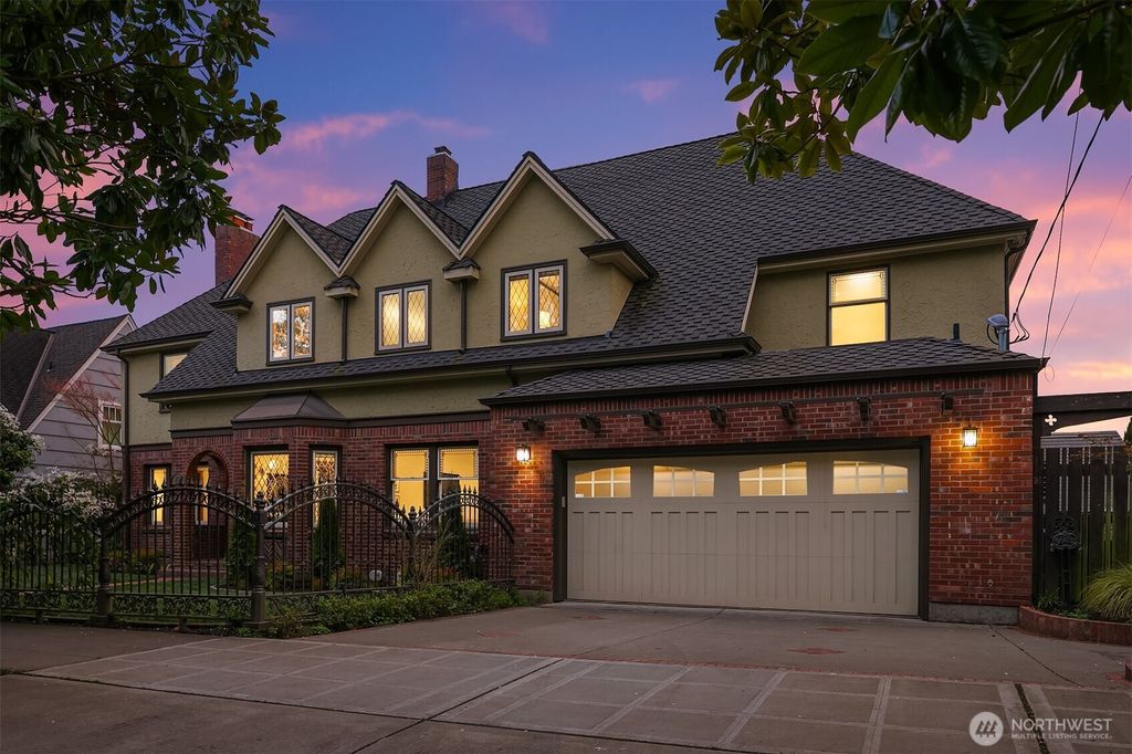 Photo of 2409 29th Avenue W, Seattle, WA 98199 (MLS # 2497905)