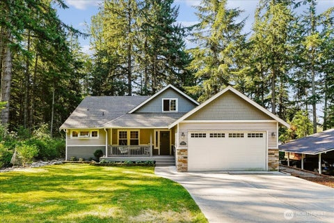 Photo of 12012 Sound Drive, Anderson Island, WA 98303 (MLS # 2546864)