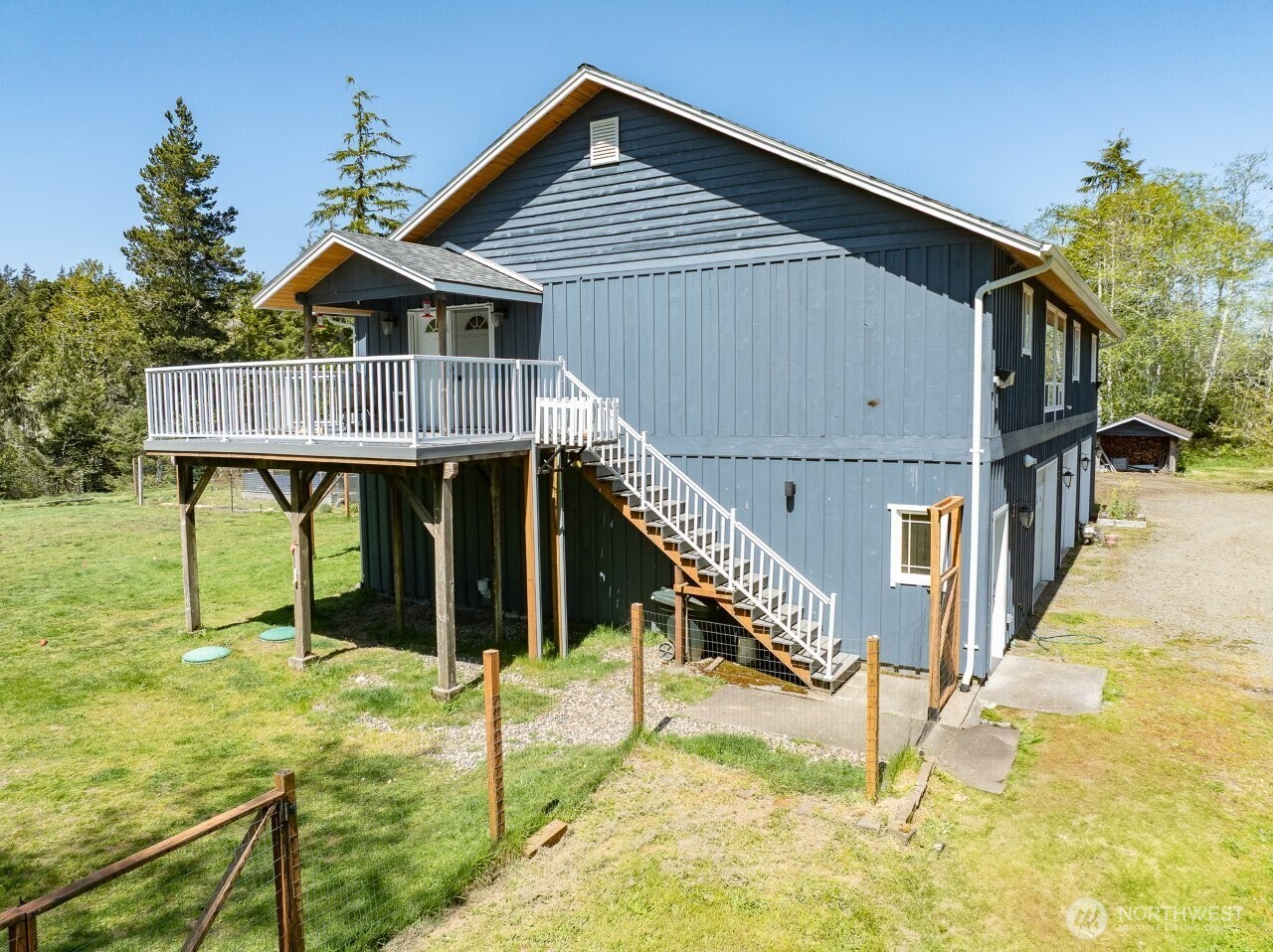 17107 Mill Ln