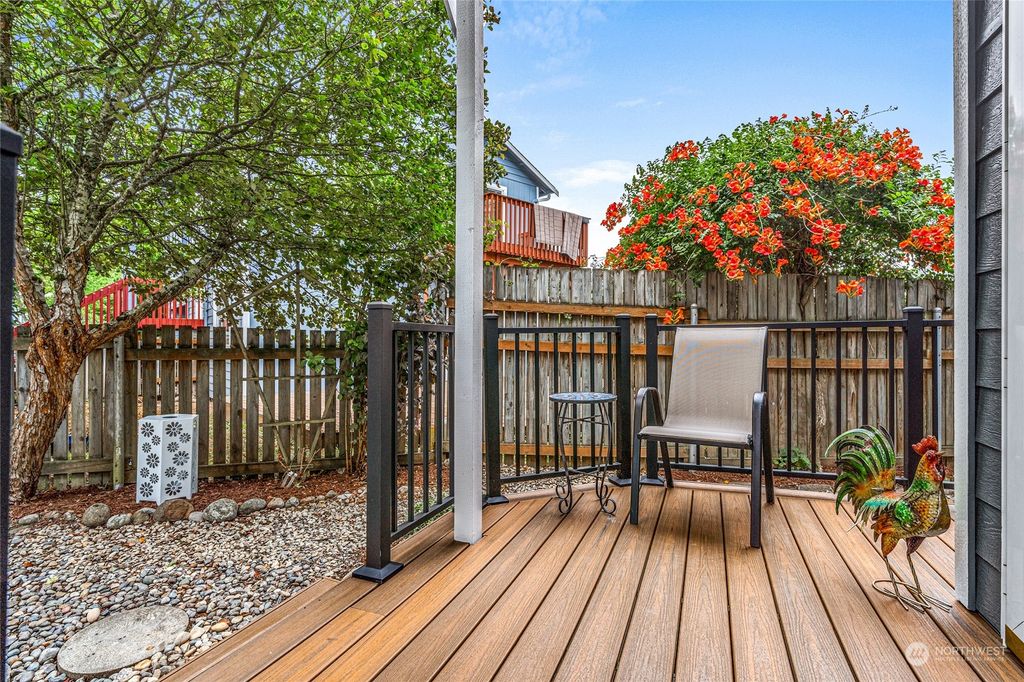 Photo of 6712 Lower Ridge Road, Everett, WA 98203 (MLS # 2153349)