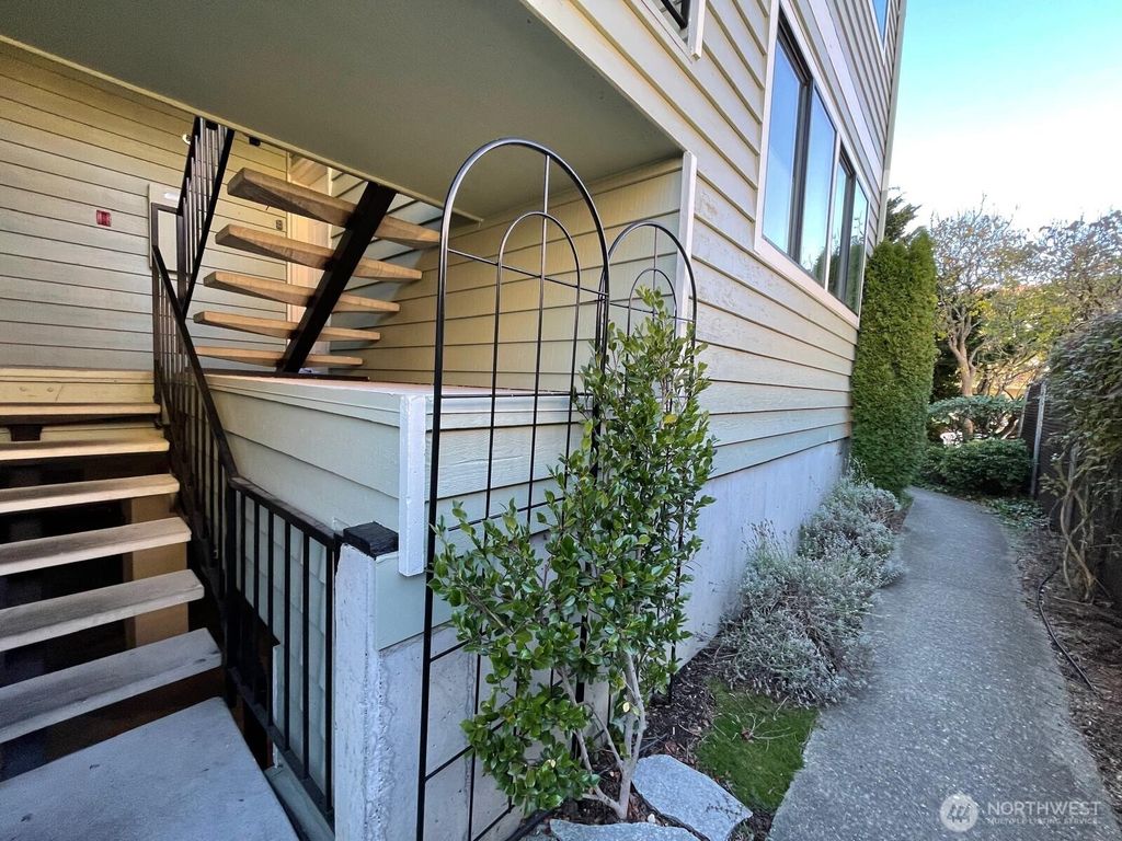 Photo of 731 N 94th Street #8, Seattle, WA 98103 (MLS # 2511148)