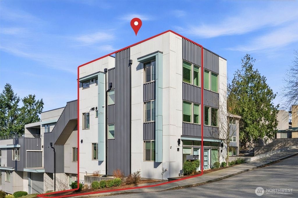 Photo of 2001 13th Avenue W, Seattle, WA 98119 (MLS # 2496602)