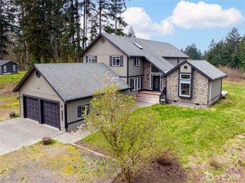 Photo of 21118 26th Avenue E, Spanaway, WA 98387 (MLS # 2506962)
