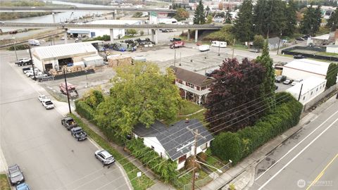 Photo of 3520 Everett Avenue, Everett, WA 98201 (MLS # 2444282)