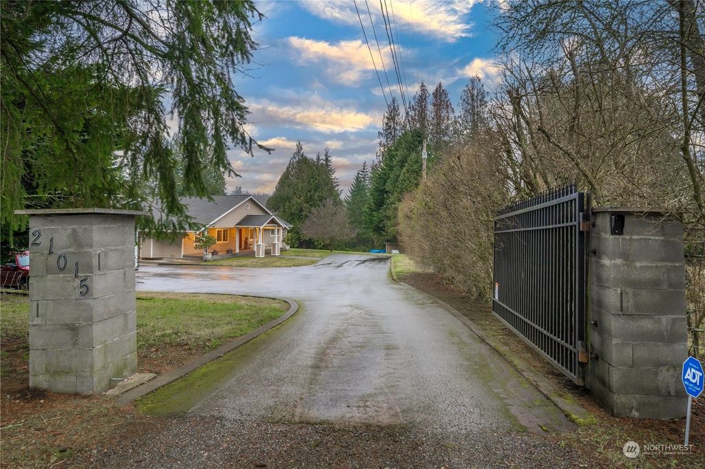 Photo of 21015 284th Avenue SE, Maple Valley, WA 98038 (MLS # 2025181)