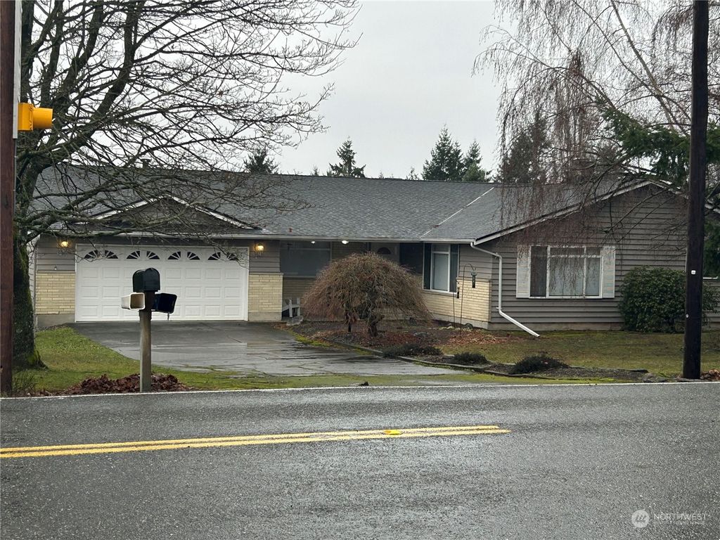 Photo of 41327 212th Avenue SE, Enumclaw, WA 98022 (MLS # 2205753)
