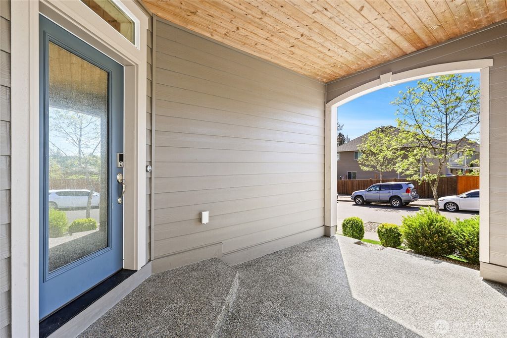 Photo of 1516 Hudson Street NW, Olympia, WA 98502 (MLS # 2519210)
