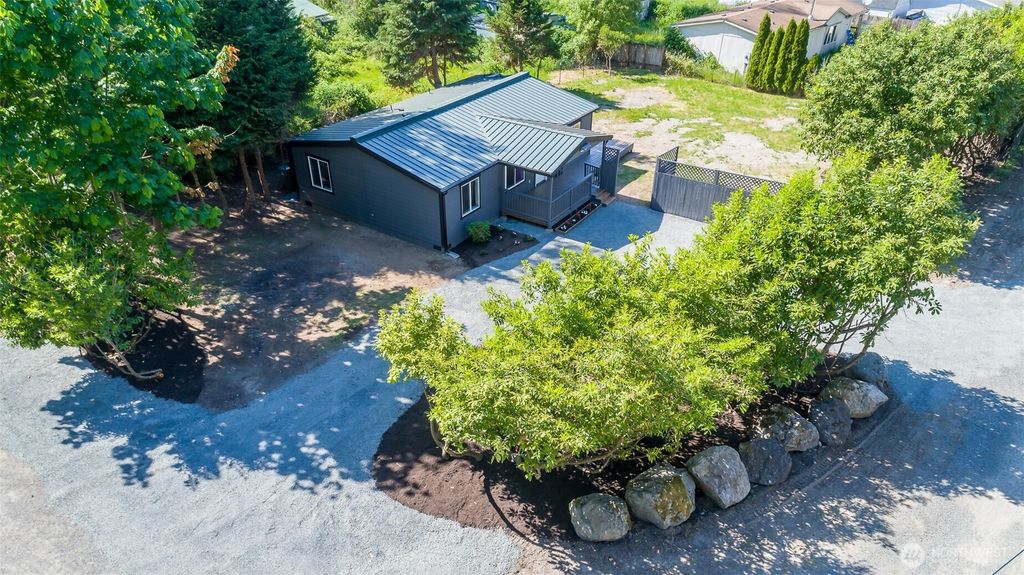 Photo of 20215 Crystal Springs Drive, Granite Falls, WA 98252 (MLS # 2384881)