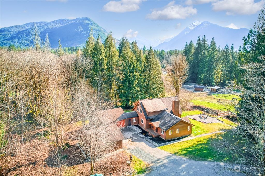 Photo of 46323 Giles Road, Darrington, WA 98241 (MLS # 2215023)