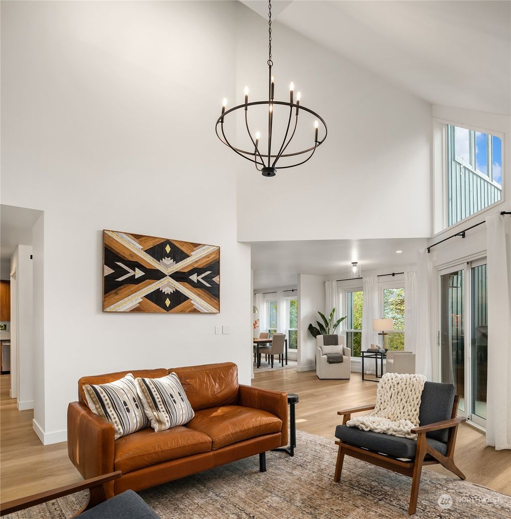 Photo of 1623 187th Avenue NE, Bellevue, WA 98008 (MLS # 2160954)