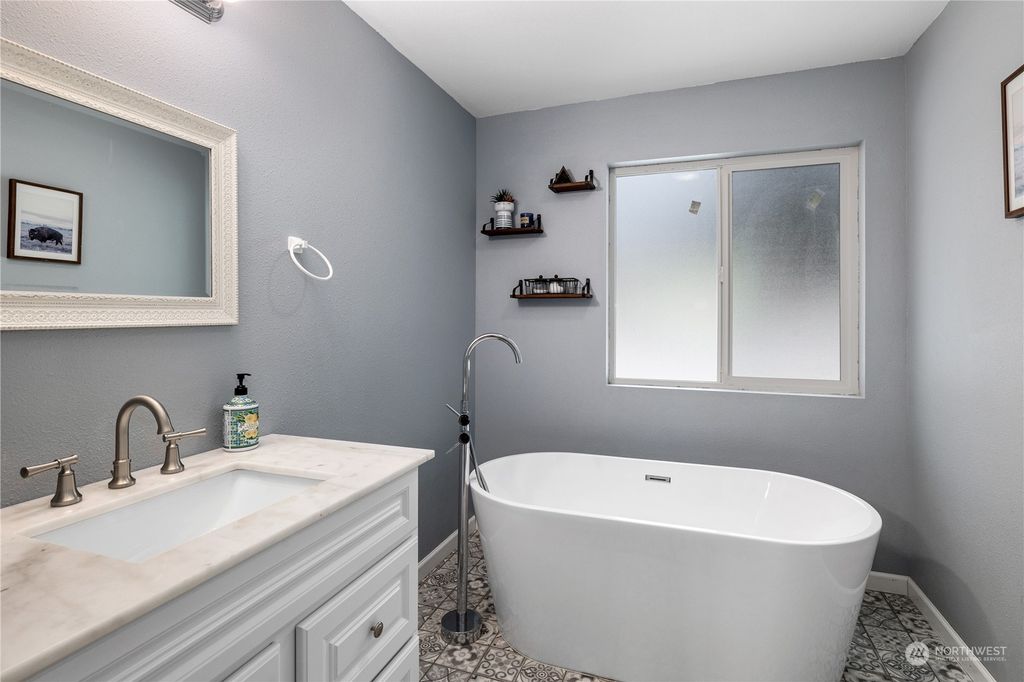 listing image 9364715289583819988