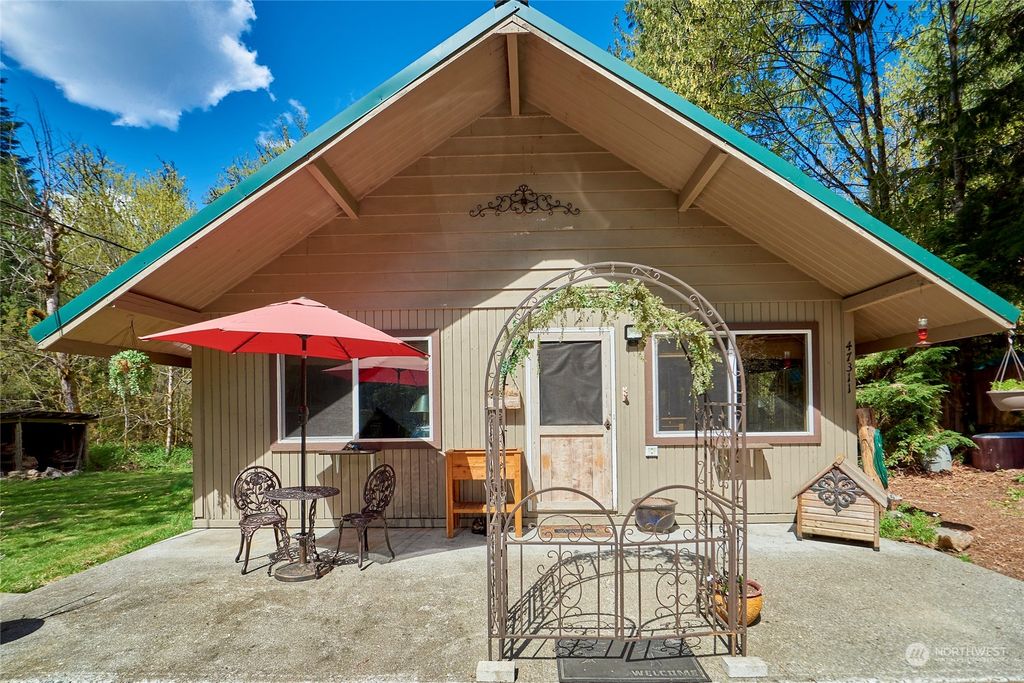 Photo of 47311 263rd Place NE, Darrington, WA 98241 (MLS # 2218374)
