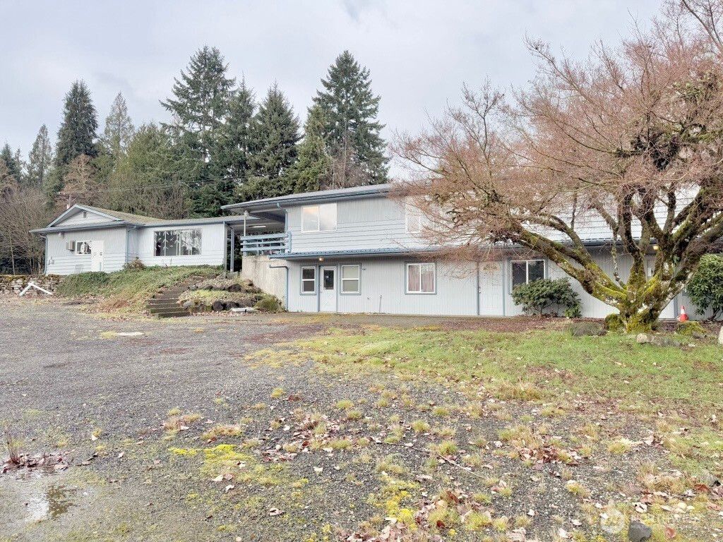 Photo of 2210 Black Lake Boulevard SW, Tumwater, WA 98512 (MLS # 2484304)