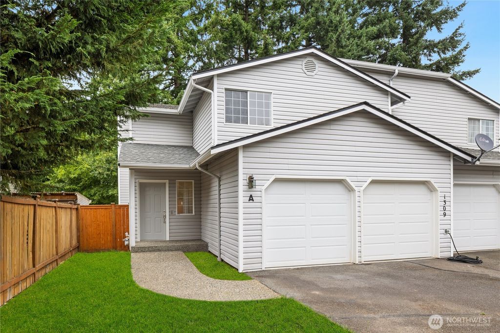 Photo of 1309 63rd Street SE #A, Everett, WA 98203 (MLS # 2409954)