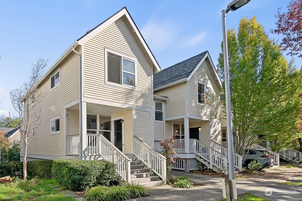Photo of 6714 34th Place S, Seattle, WA 98118 (MLS # 2173175)