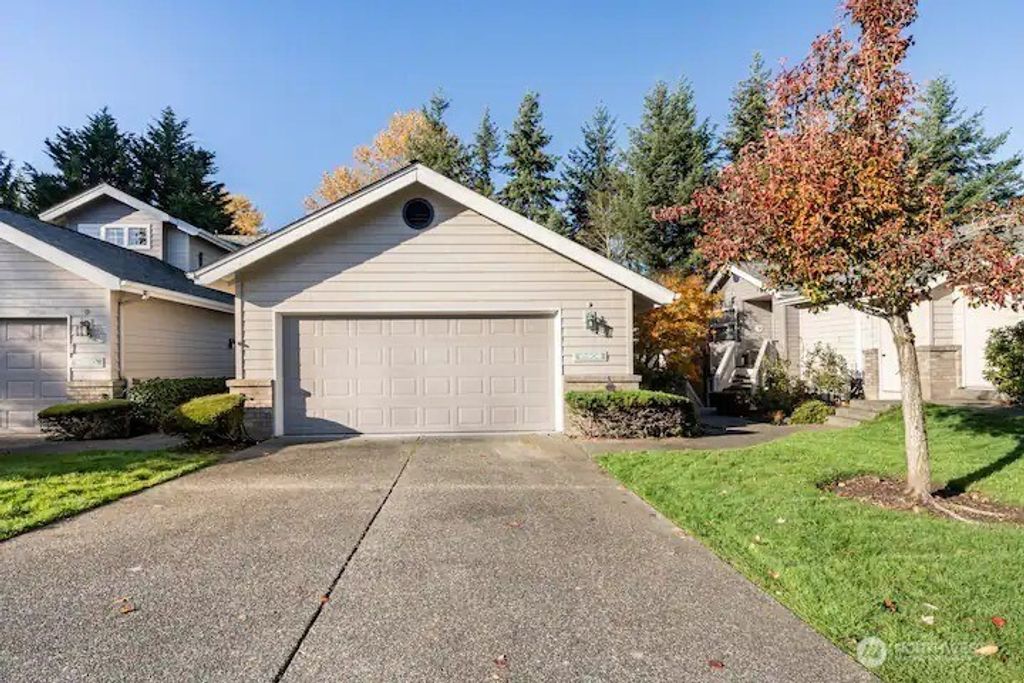 Photo of 16908 River Rock Dr Dr, Lynnwood, WA 98037 (MLS # 2517674)