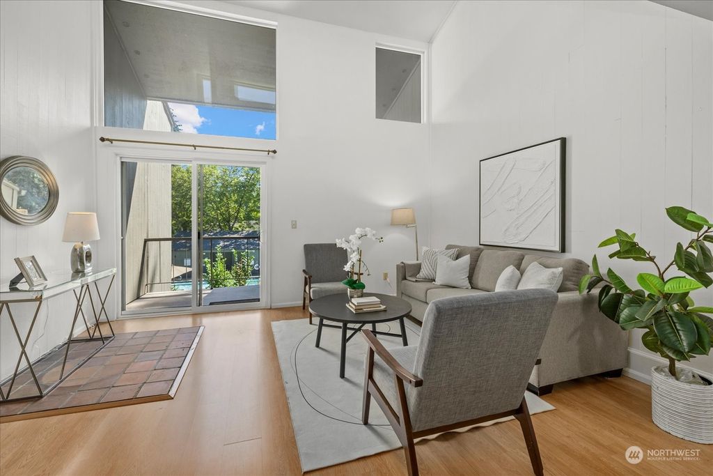 Photo of 13759 NE 69th Street #666, Redmond, WA 98052 (MLS # 2275437)