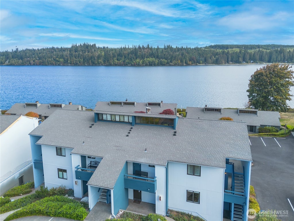 Photo of 20 Hood Way WAY, Port Ludlow, WA 98365 (MLS # 2579437)