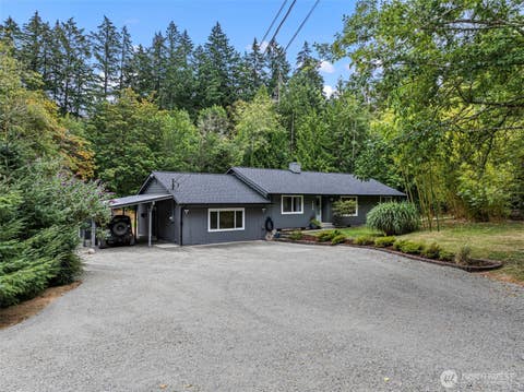 Photo of 1229 12th Court, Fox Island, WA 98333 (MLS # 2561499)