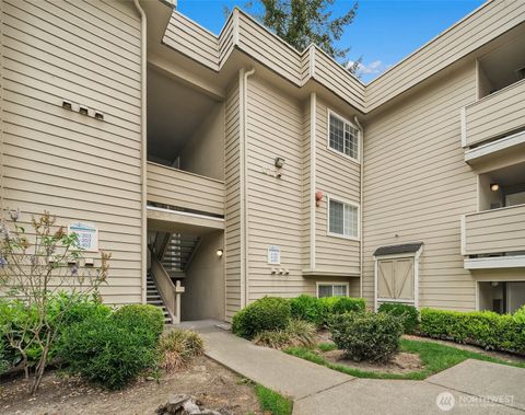 Photo of 28311 S 18th Avenue S #A304, Federal Way, WA 98003 (MLS # 2461622)