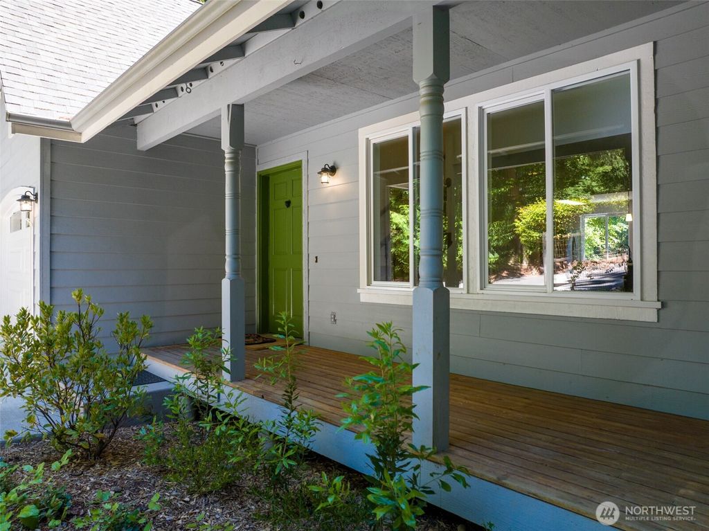 Photo of 10095 NE Knight Road, Bainbridge Island, WA 98110 (MLS # 2548025)