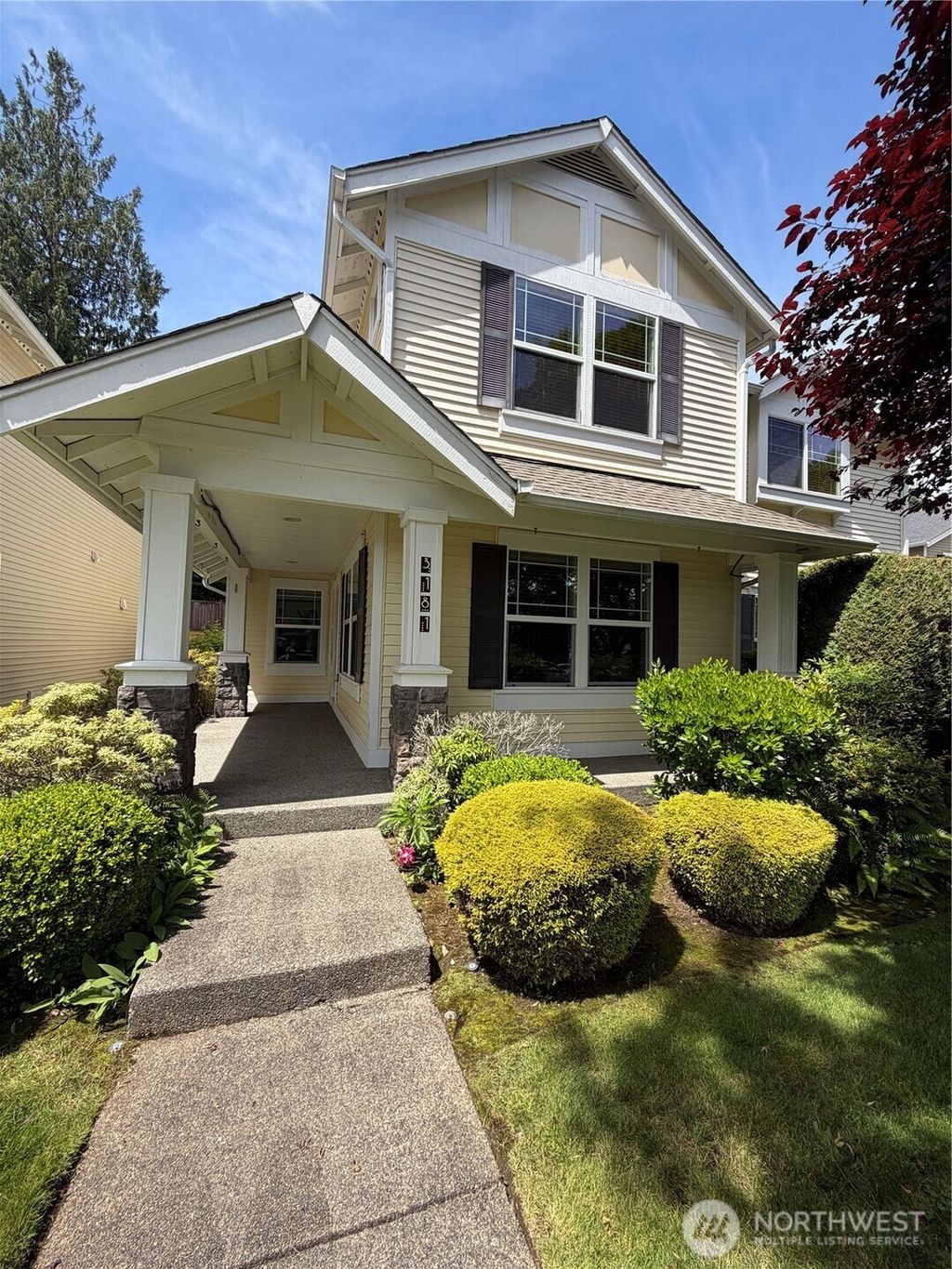 Photo of 3181 Brown Loop, Dupont, WA 98327 (MLS # 2540709)