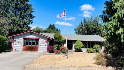 Photo of 5717 60th Street Ct W, University Place, WA 98467 (MLS # 2567457)