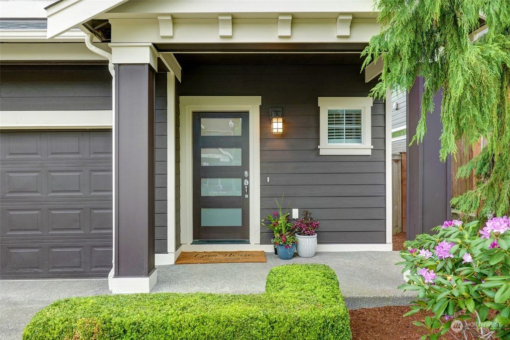 Photo of 27116 106th Ave SE Ave, Kent, WA 98030 (MLS # 2239719)