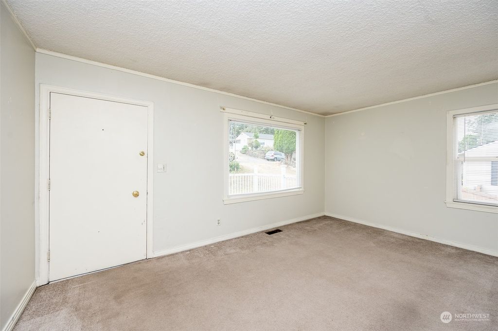 Photo of 7062 S 126th Street, Seattle, WA 98178 (MLS # 2259713)