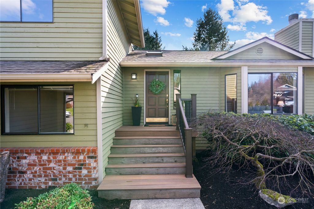 Photo of 2402 169th Place SE, Bothell, WA 98012 (MLS # 2205589)