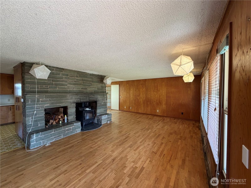 821 Danielson Road