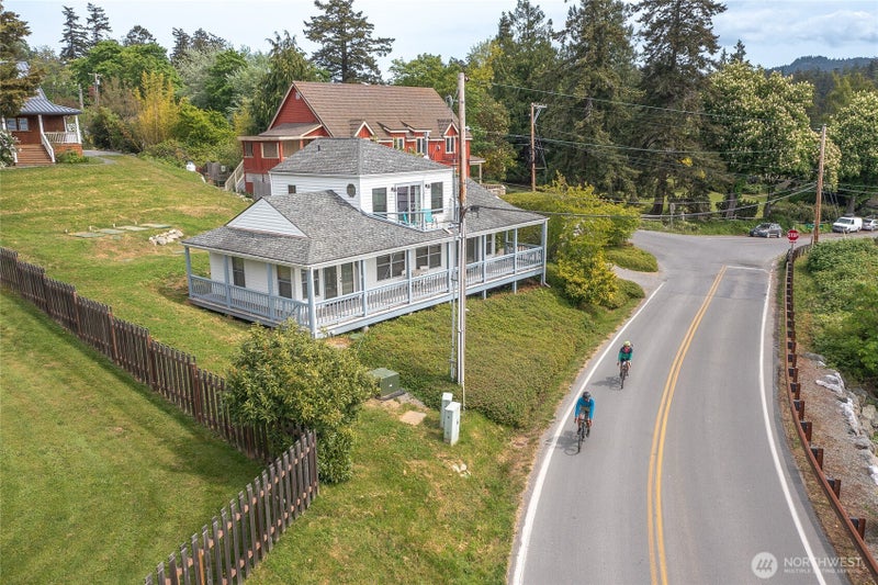 942 Deer Harbor Road