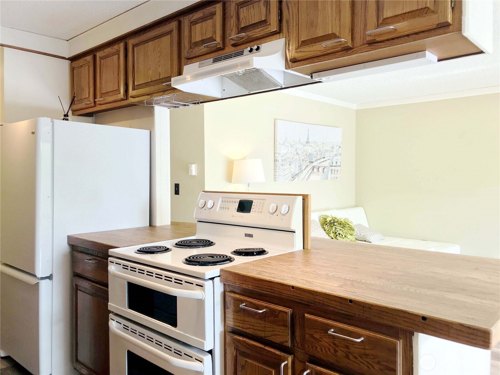 321 Bellevue Way SE 403