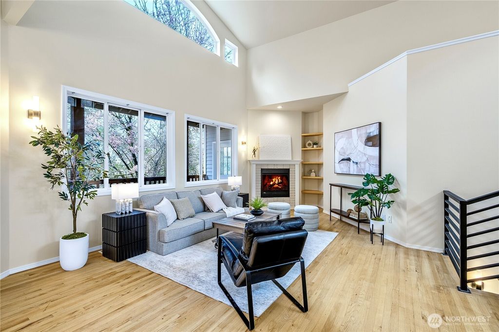 Photo of 15205 103rd Avenue NE, Bothell, WA 98011 (MLS # 2349094)