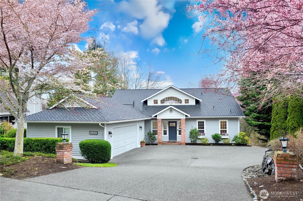 Photo of 15205 103rd Avenue NE, Bothell, WA 98011 (MLS # 2349094)
