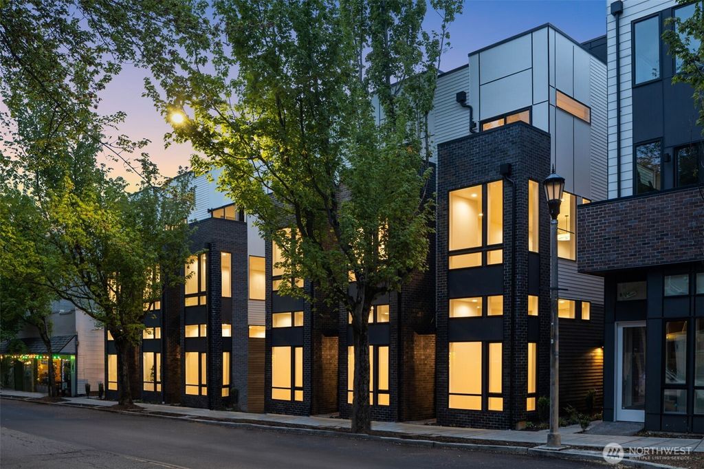 Photo of 1106 A 34th Avenue, Seattle, WA 98122 (MLS # 2380165)