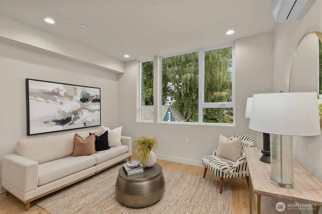 Photo of 1106 A 34th Avenue, Seattle, WA 98122 (MLS # 2380165)