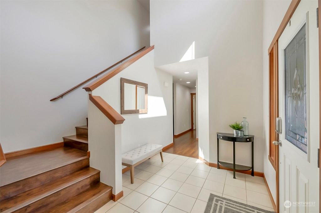 Photo of 19513 33RD Place SE, Snohomish, WA 98290 (MLS # 1991158)