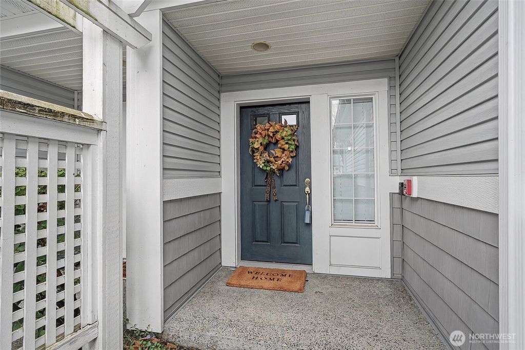 Photo of 19129 110th Place SE, Renton, WA 98055 (MLS # 2494596)