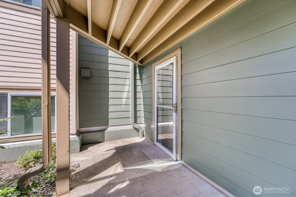 Photo of 3008 N Narrows Drive #F103, Tacoma, WA 98407 (MLS # 2556289)