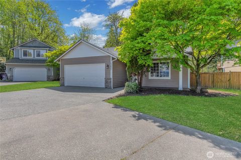 13827 93rd Avenue E Puyallup WA 98373