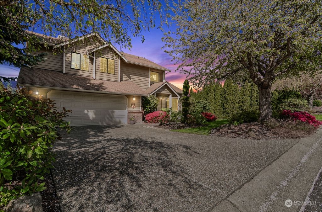 Photo of 6180 NE 195th Court, Kenmore, WA 98028 (MLS # 2225498)