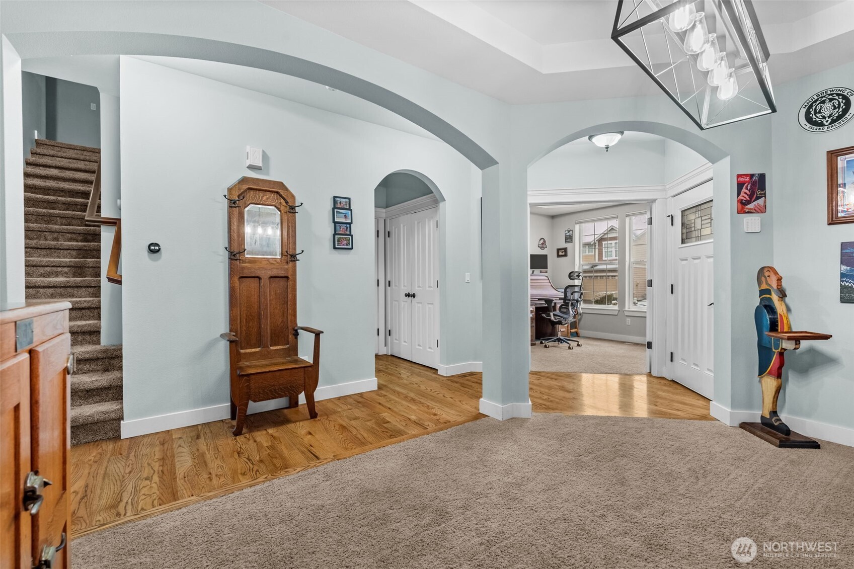 4215 Cashmere Drive NE